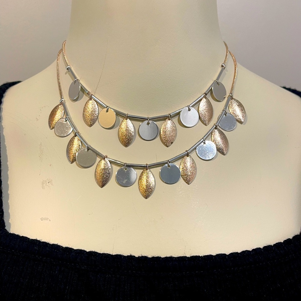 Silver and rose gold metal, lobster clasp closure, double layering necklace